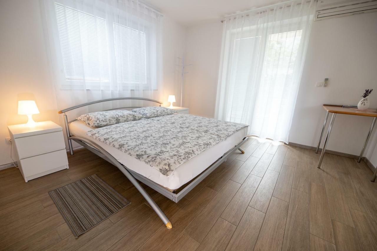 ゴレンスカ地方 Sobe Meta Bed & Breakfast エクステリア 写真